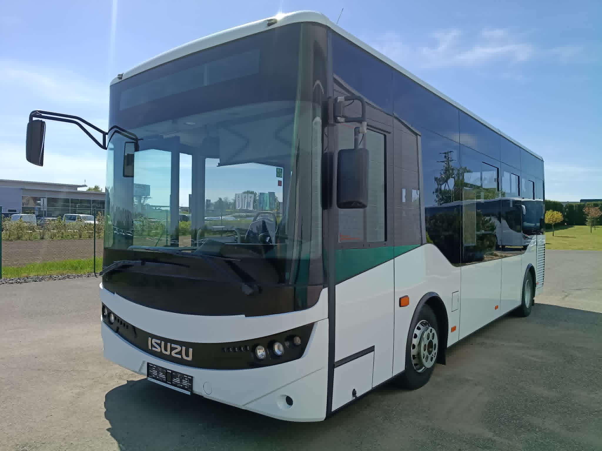 ISUZU NOVO CITI LIFE